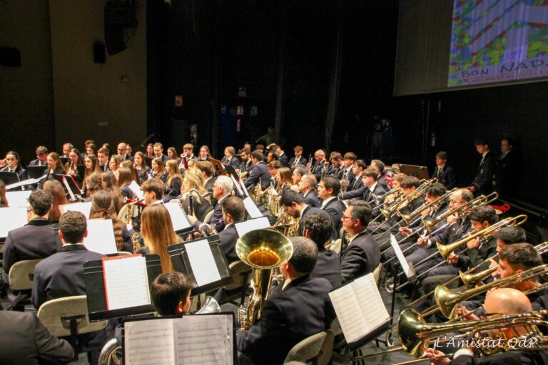 bansa sinfónica de la agrupación musical l'Amistat